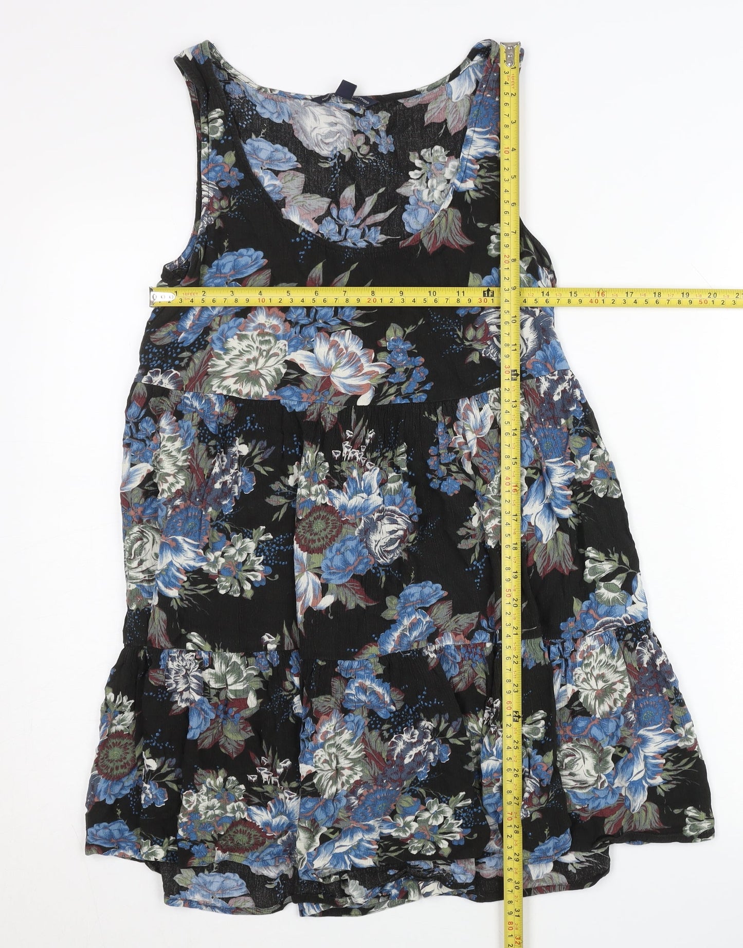 American Eagle Outfitters Women’s Black XS Floral Skater Dress