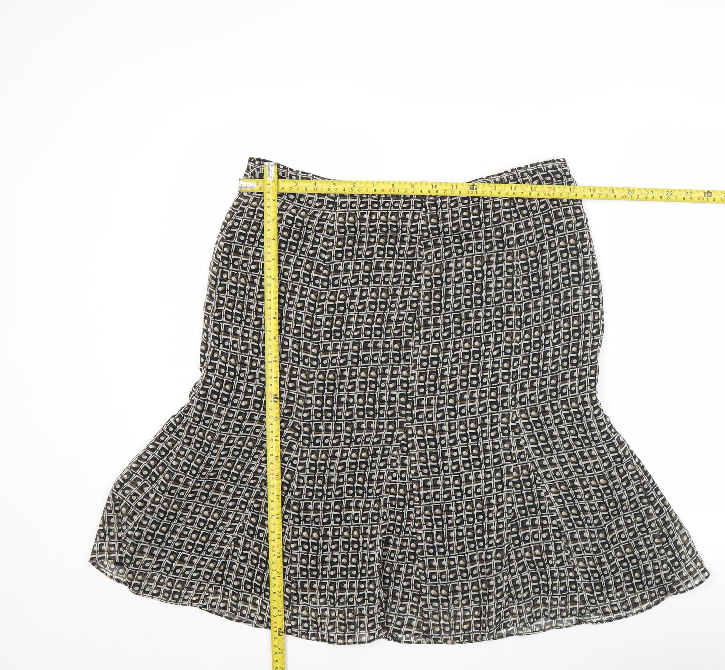 Axcess Liz Claiborne Women’s Black Size 12 Flare Knee Skirt Polyester