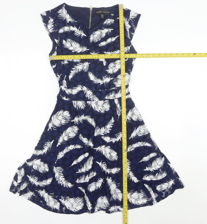 Mela London Women’s Blue Size 10 V-Neck Fit & Flare Dress