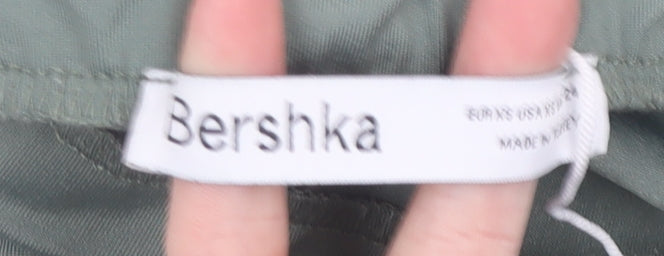 Bershka Womens Green XS Straight Leg Elastic Waist Trousers