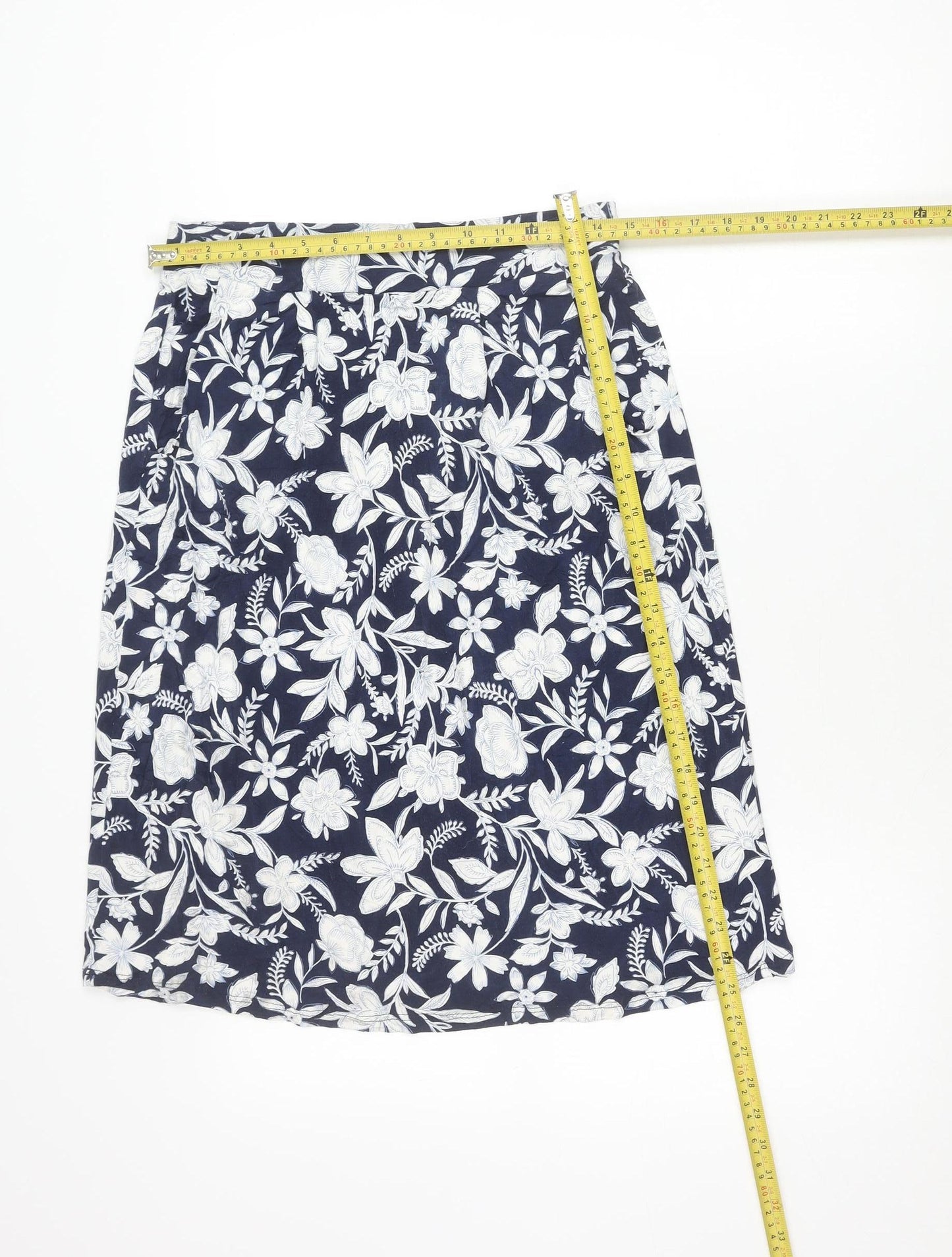 Marks and Spencer Women’s Blue Floral Skirt Size 10 Pencil Short