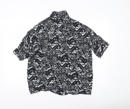 Pull & Bear Men’s Black Geometric Resort Shirt S Short Sleeve Viscose