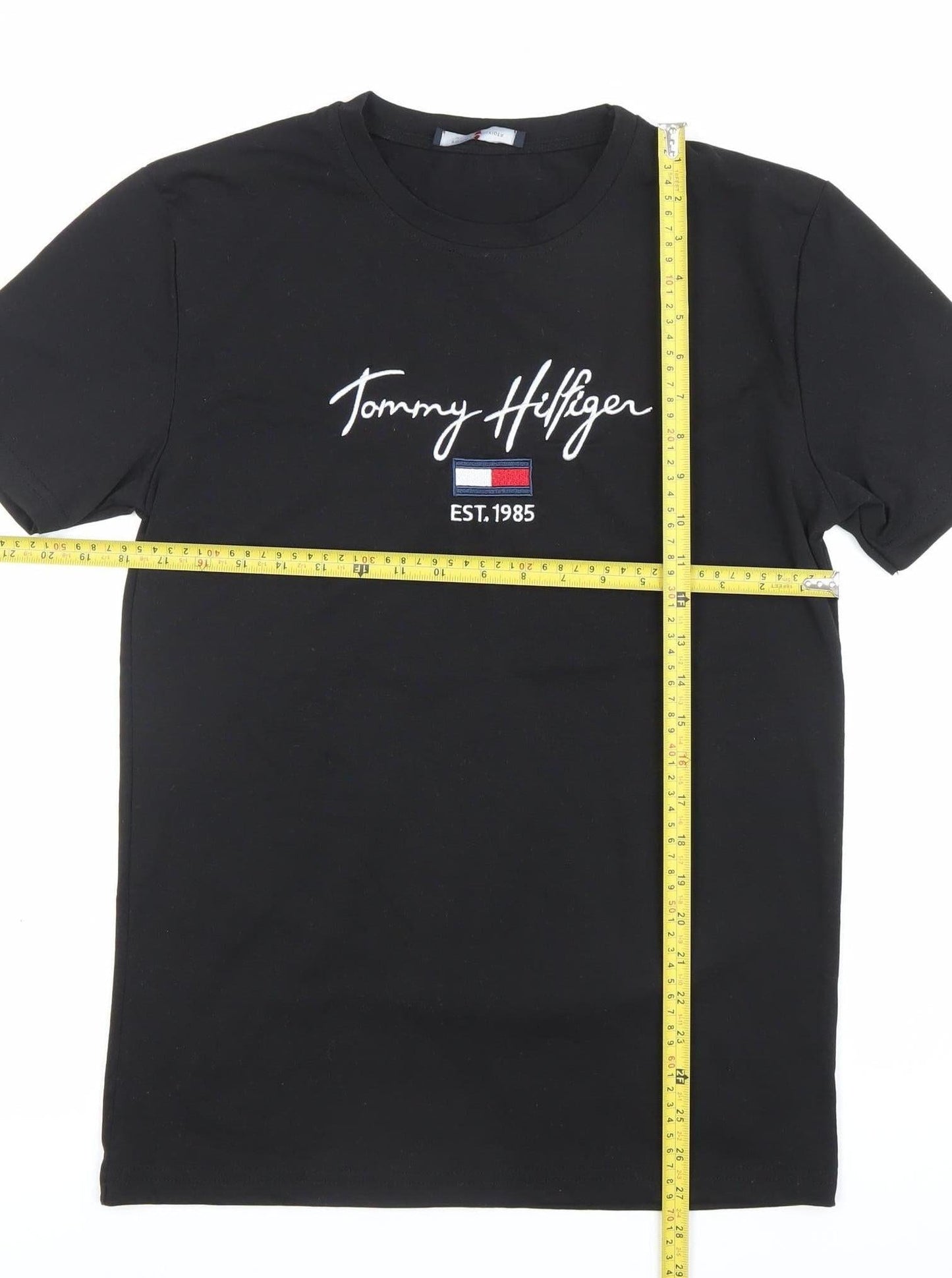 Tommy Hilfiger Men’s Black T-Shirt M Logo Embroidered Cotton