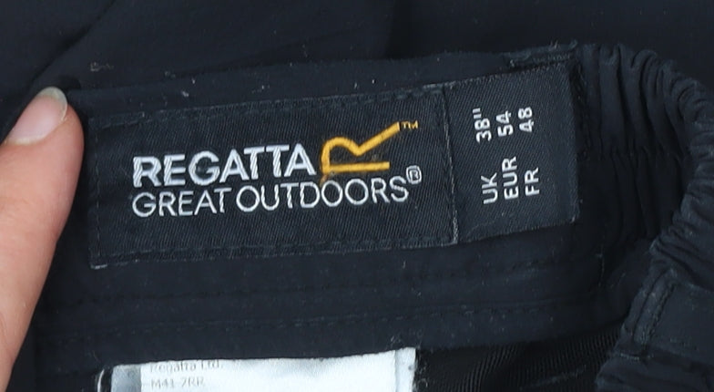 Regatta Men’s Black Cargo Shorts Size 38 Outdoor Elastic Waist