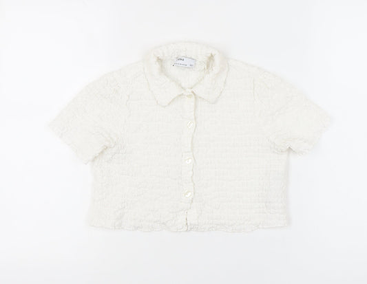 Bershka Women Ivory XS Cropped Button-Up Collared Shirt