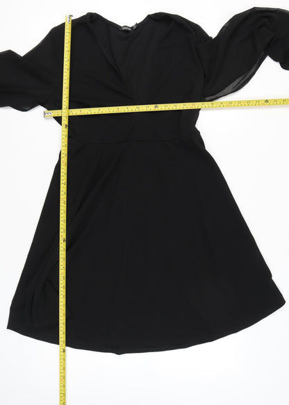 Boohoo Women Black Size 14 A-Line Short Long Sleeve V-Neck Dress
