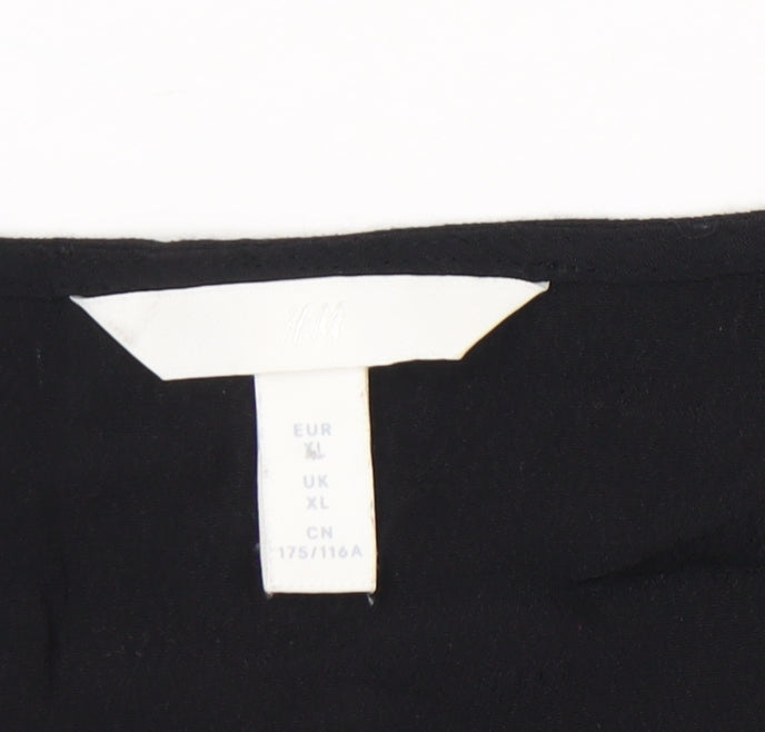 H&M Women’s Black Viscose Blouse XL Short Sleeve Button Front