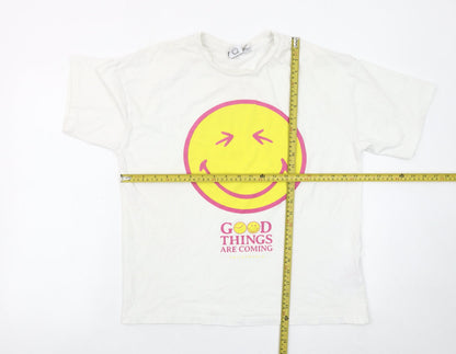 Smiley World Women’s White Graphic T-Shirt Size S Short Sleeve