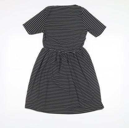 Boohoo Women’s Black Striped Skater Dress Size 12 Half Sleeve Scoop Neck