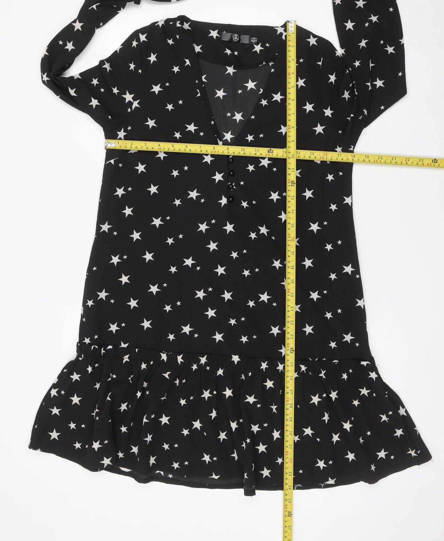 Missguided Women's Black Star Print Shift Dress Size 8 Long Sleeve V-Neck