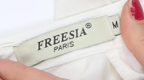 Freesia Paris Women’s Ivory Collared Long Sleeve Blouse M