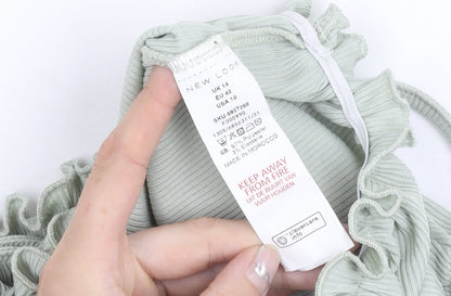 New Look Women's Green Off Shoulder Cropped Blouse Size 14