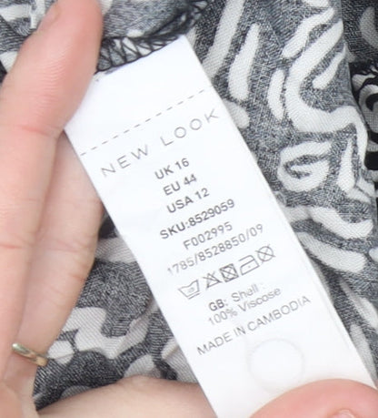 New Look Women’s Black Floral Viscose Cropped Blouse UK 16