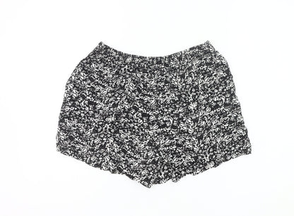 Papaya Women’s Black Floral Culotte Shorts Size 10 Viscose
