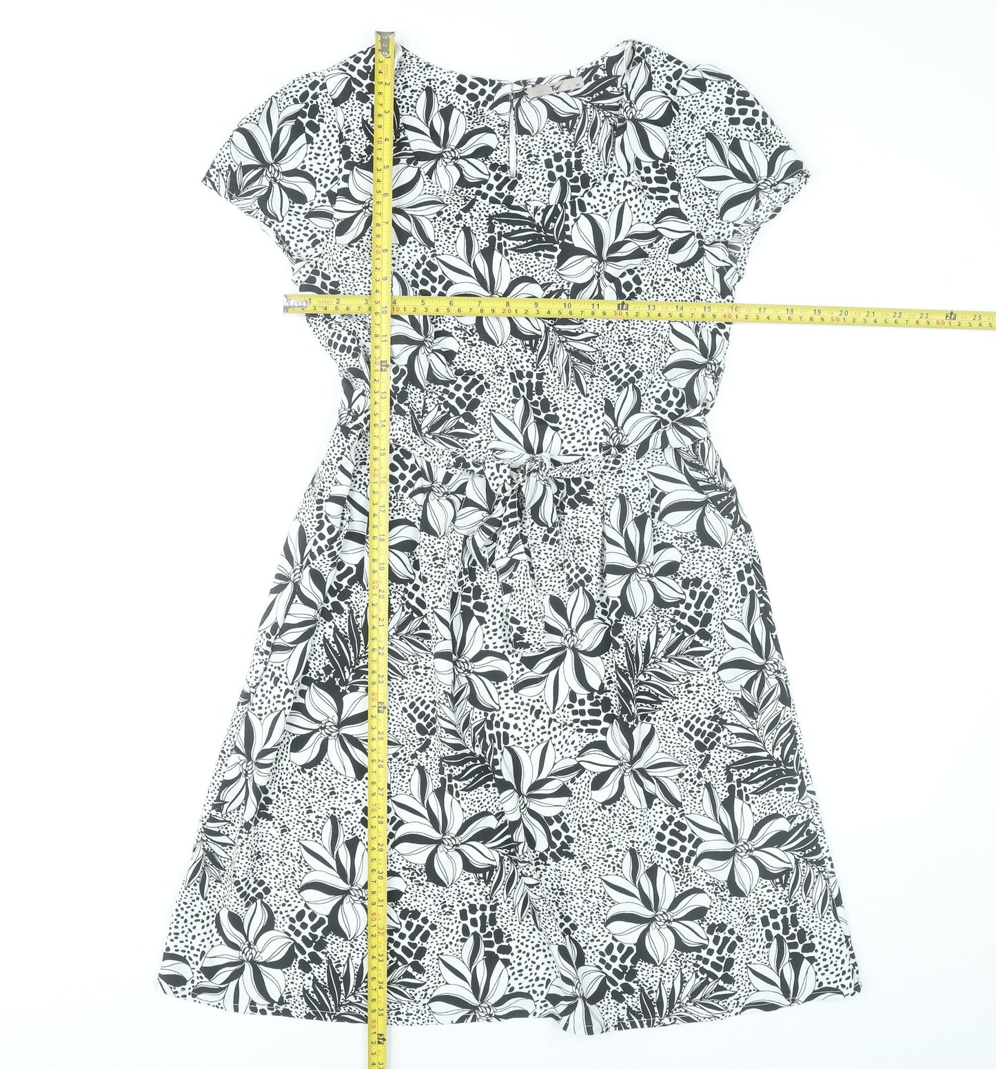 Tu Womens Black Floral A-Line Dress Size 10 Knee Length Short Sleeve