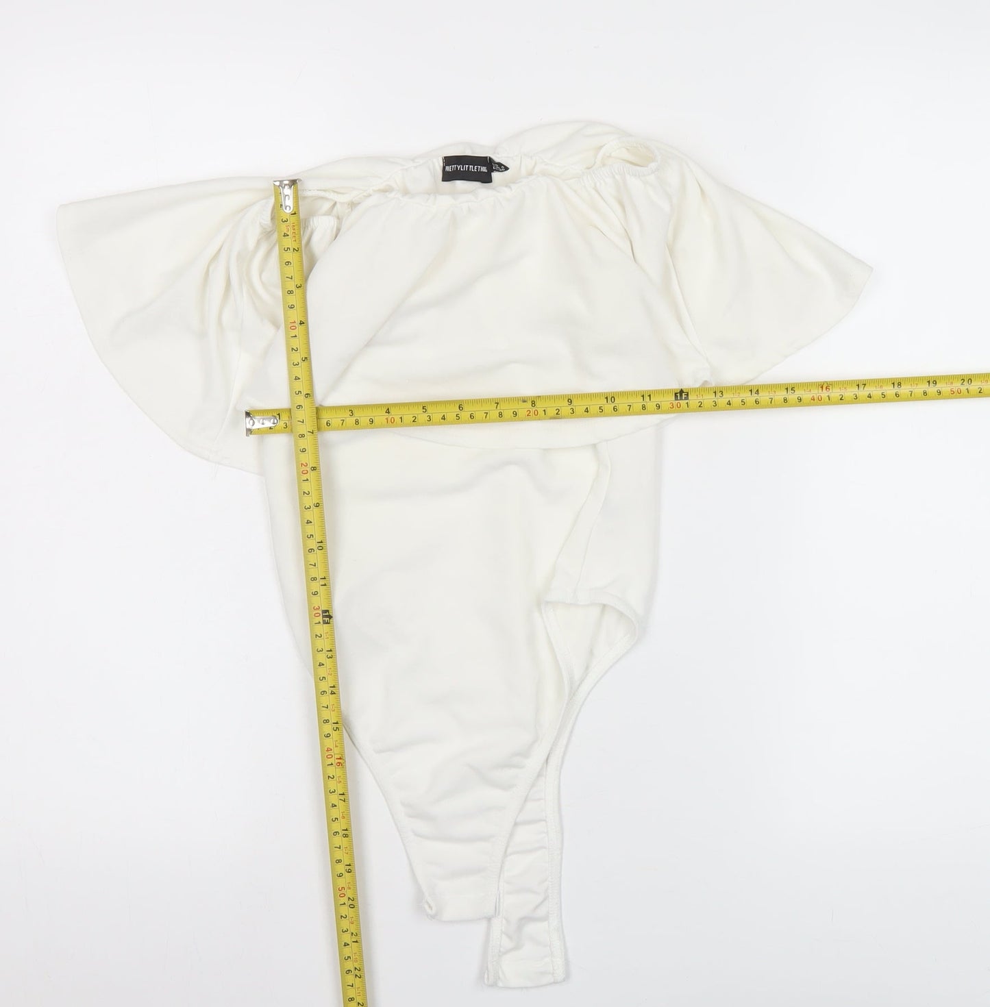 PrettyLittleThing Women White Size 8 Off Shoulder Ruffle Bodysuit Blouse