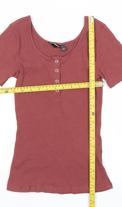 Pieces Women’s Red Scoop Neck Short Sleeve Slim Fit T-Shirt Size M