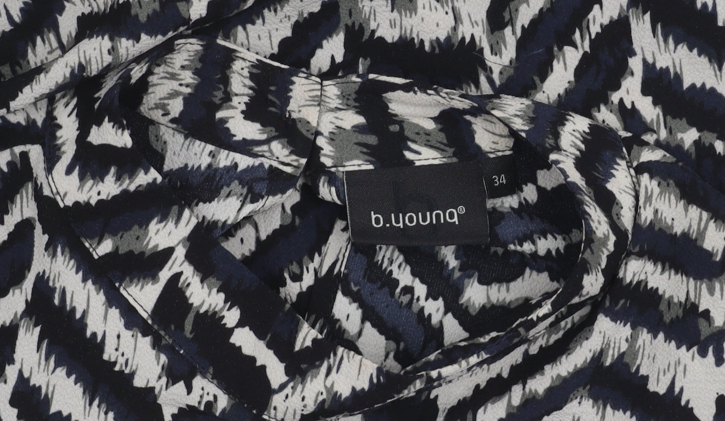 b.young Women’s Black & White Blouse Size 6 Geometric Long Sleeve
