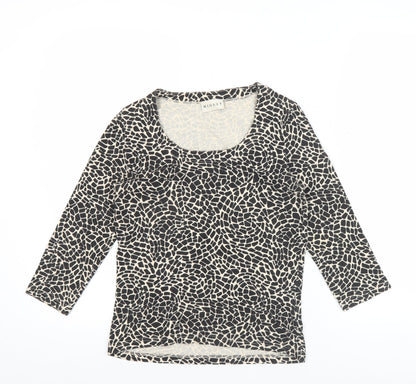 Minuet Women's Black Animal Print Jersey Top Size 8 3/4 Sleeve Scoop Neck