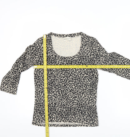 Minuet Women's Black Animal Print Jersey Top Size 8 3/4 Sleeve Scoop Neck