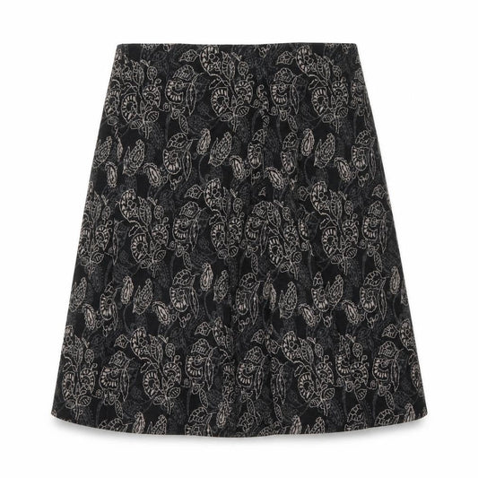 Bm Women’s Black Floral A-Line Knit Skirt Size 18 Knee Length