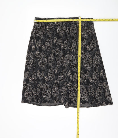 Bm Women’s Black Floral A-Line Knit Skirt Size 18 Knee Length
