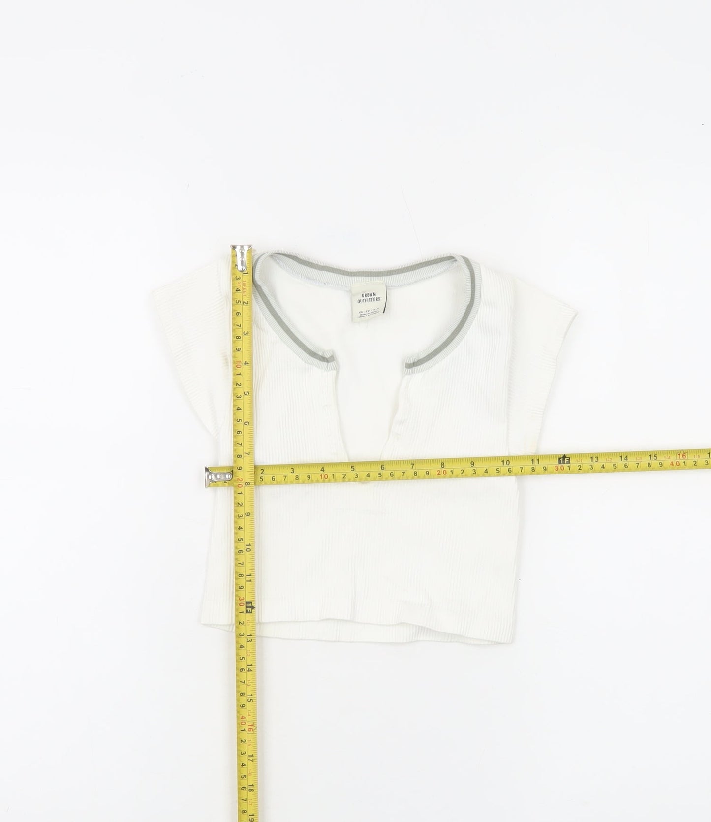 Urban Outfitters Women’s White XS Cropped Henley T-Shirt