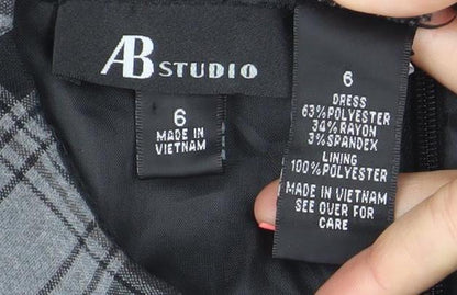 AB Studio Women’s Grey Check Sheath Dress Size 6 Sleeveless Workwear