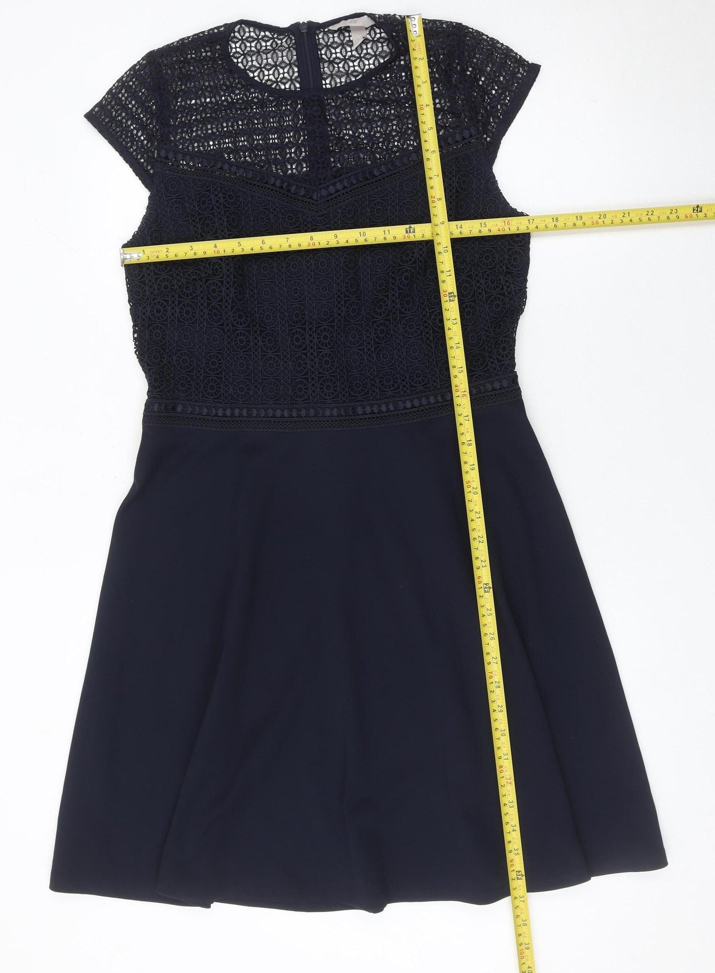 H&M Women Blue Size 12 A-Line Lace Knee Length Dress