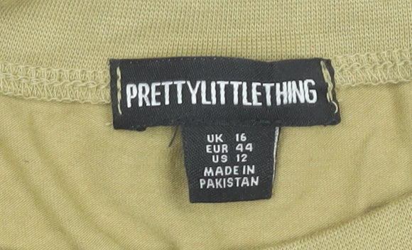 PrettyLittleThing Women Green UK 16 Graphic Print Basic T-Shirt