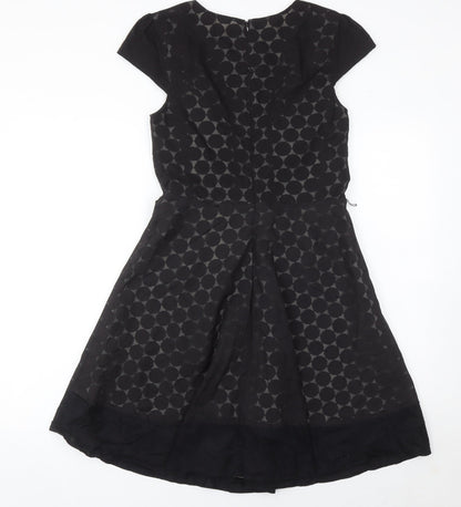 Oasis Women’s Black Size 10 Fit & Flare Geometric Knee Dress