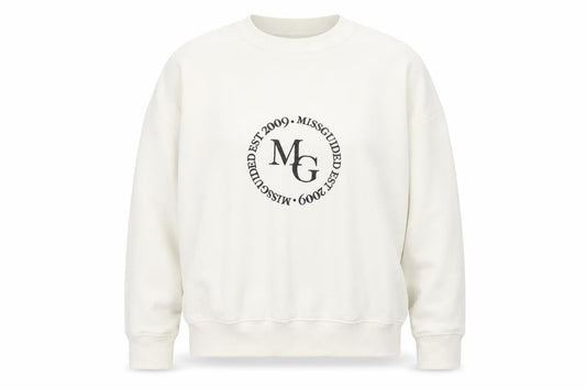 Front view of Missguided Women’s Ivory Petite Logo Sweatshirt UK 4 Pullover