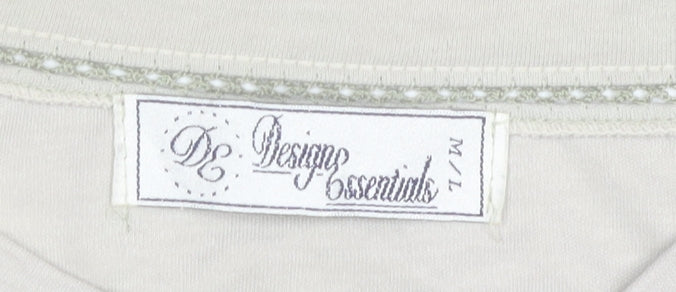 Design Essentials Women’s Beige Henley T-Shirt M Short Sleeve