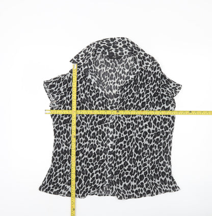 F&F Women’s Black Leopard Print Blouse Size 14 Short Sleeve