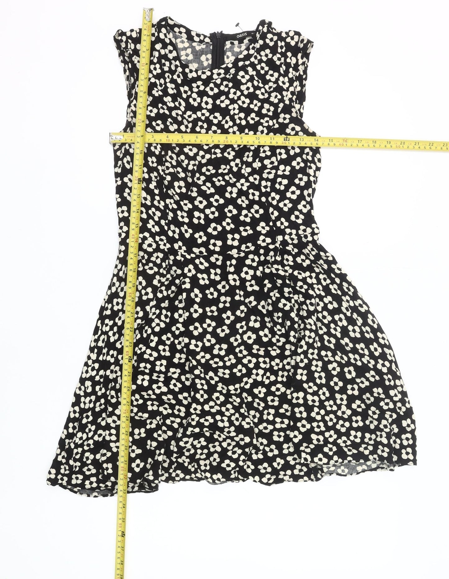 Oasis Women’s Black Floral Skater Dress Size 10 Sleeveless Viscose