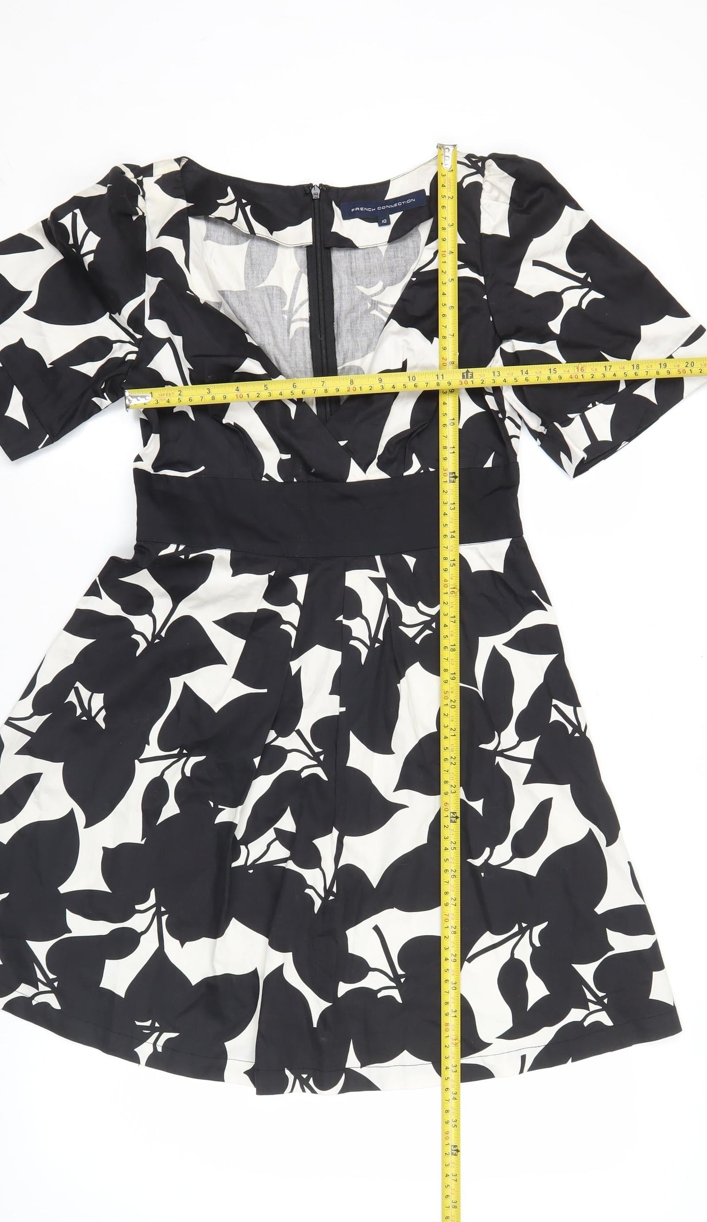 French Connection Women’s Black White A-Line Dress Size 10 V-Neck