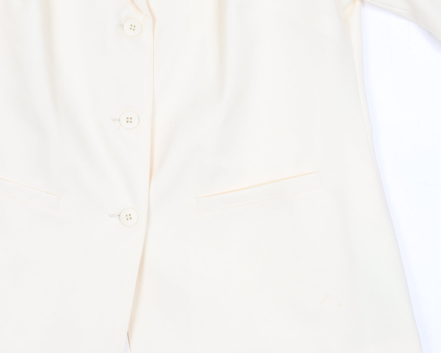 Damart Women’s Ivory Blazer Jacket Size 16 Single Breasted Notch Lapel