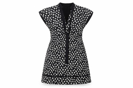 Yumi Women’s Black Floral A-Line Short V-Neck Dress Size 12