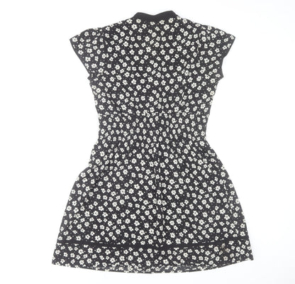 Yumi Women’s Black Floral A-Line Short V-Neck Dress Size 12