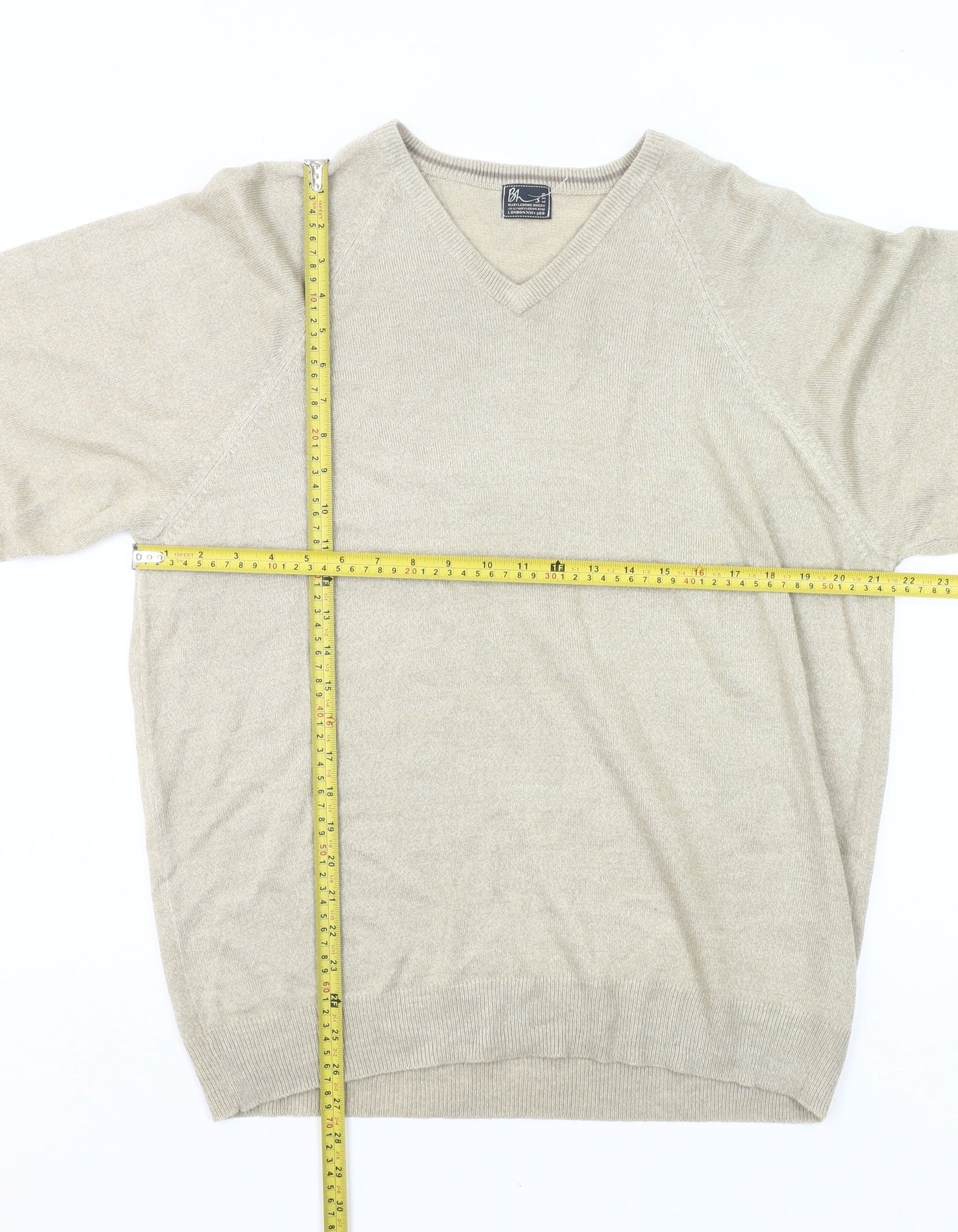 BH Men’s Beige V-Neck Pullover Jumper Medium Acrylic Knit