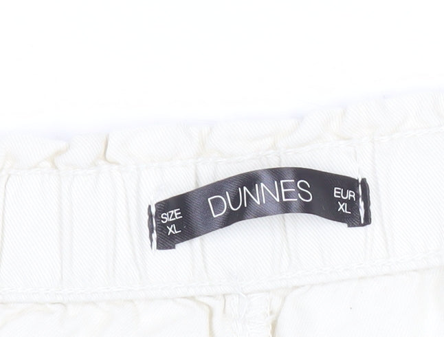 Dunnes Women’s Ivory XL Relaxed Fit Casual Shorts Cotton Lyocell