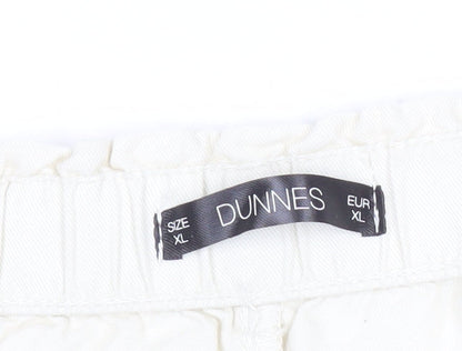 Dunnes Women’s Ivory XL Relaxed Fit Casual Shorts Cotton Lyocell