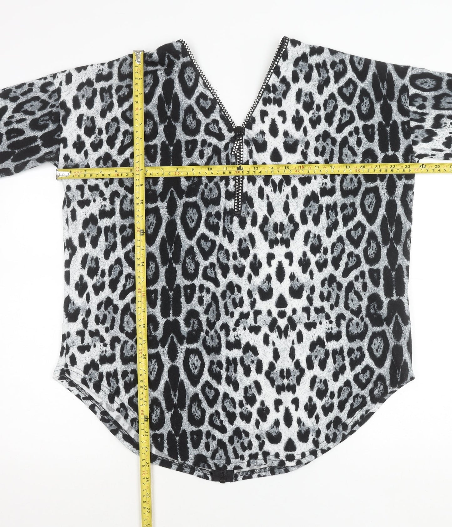 Quiz Women’s Black Animal Print Tunic Blouse M 3/4 Sleeve V-Neck Zip