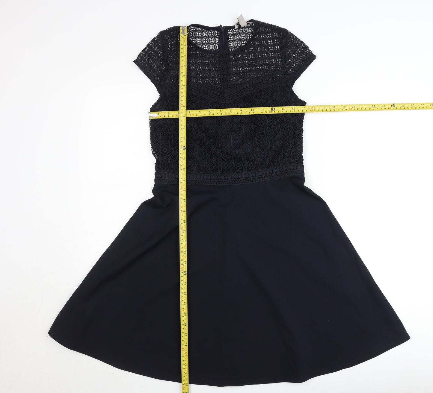 H&M Women’s Black Lace A-Line Dress Size 8 Short Sleeve Knee Length
