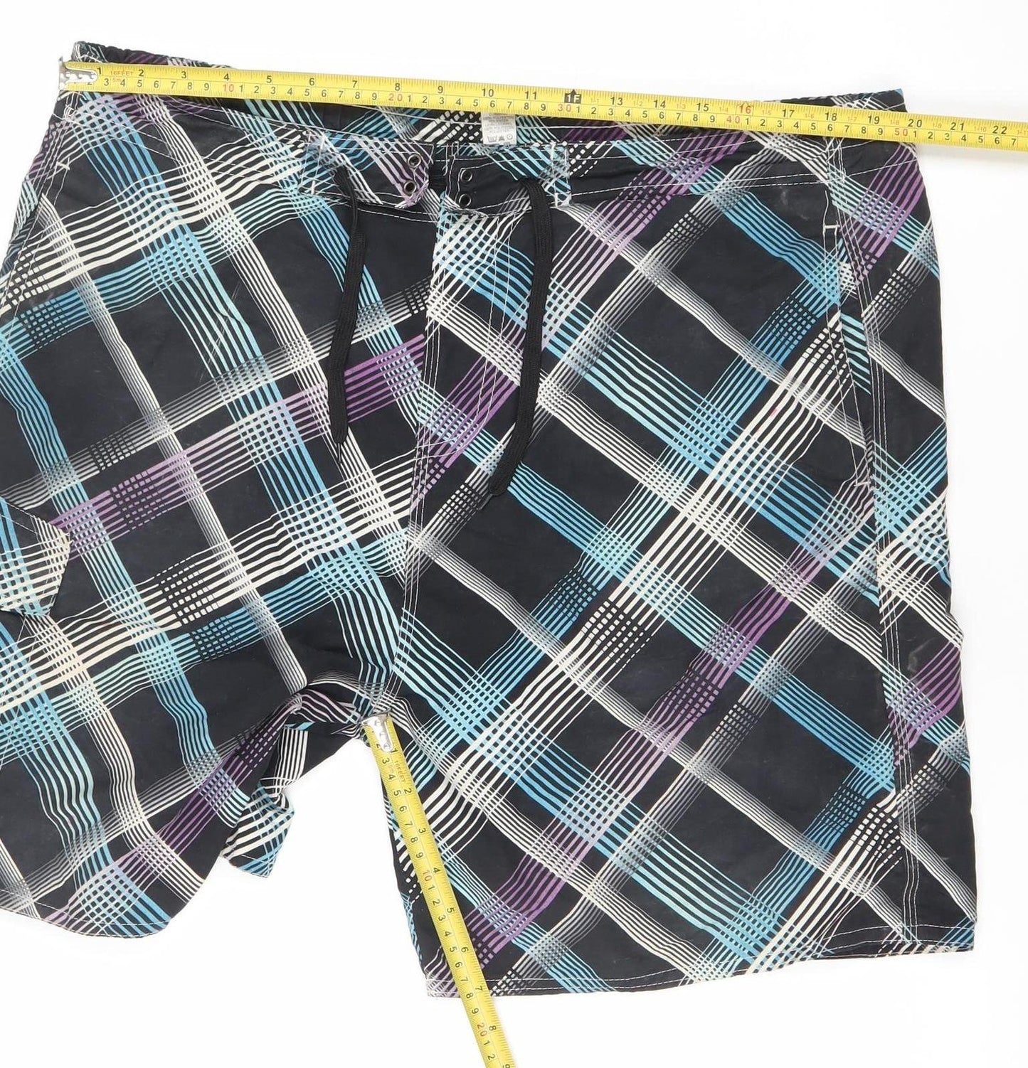 Dunnes Men’s Black Check XL Board Shorts Swimwear Quick Dry