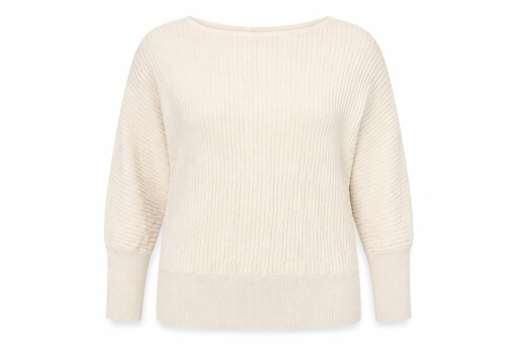 Front view of Dunnes Women’s Beige, size UK 16, jumper 3/4 Sleeve Knit