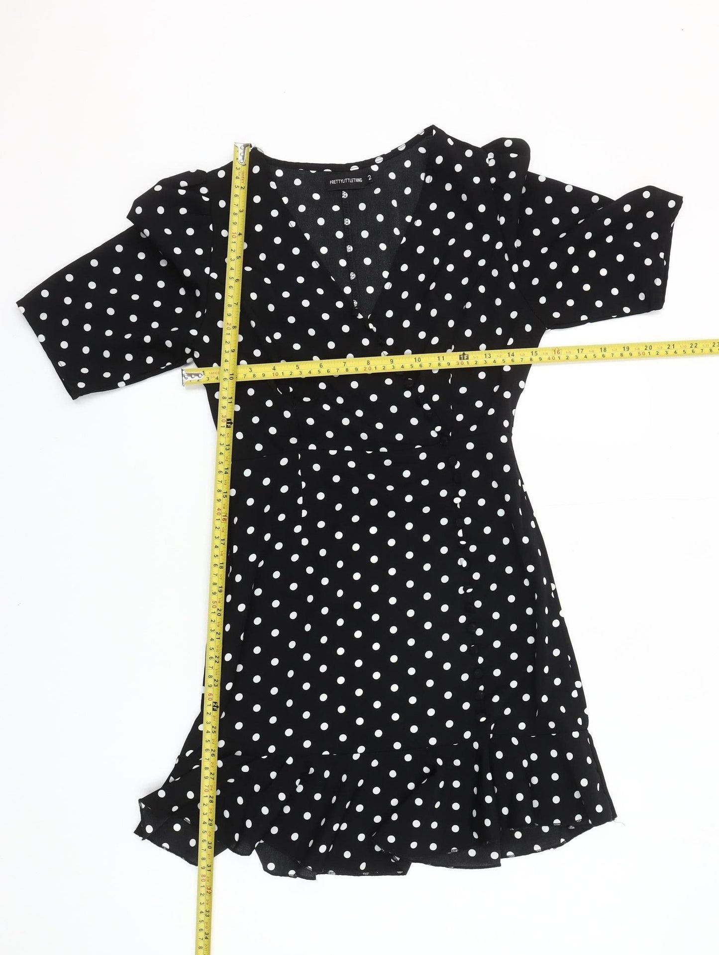 PrettyLittleThing Women’s Black Polka Dot Wrap Dress Size 2