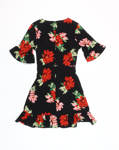 PrettyLittleThing Women’s Black Floral Skater Dress Size 4