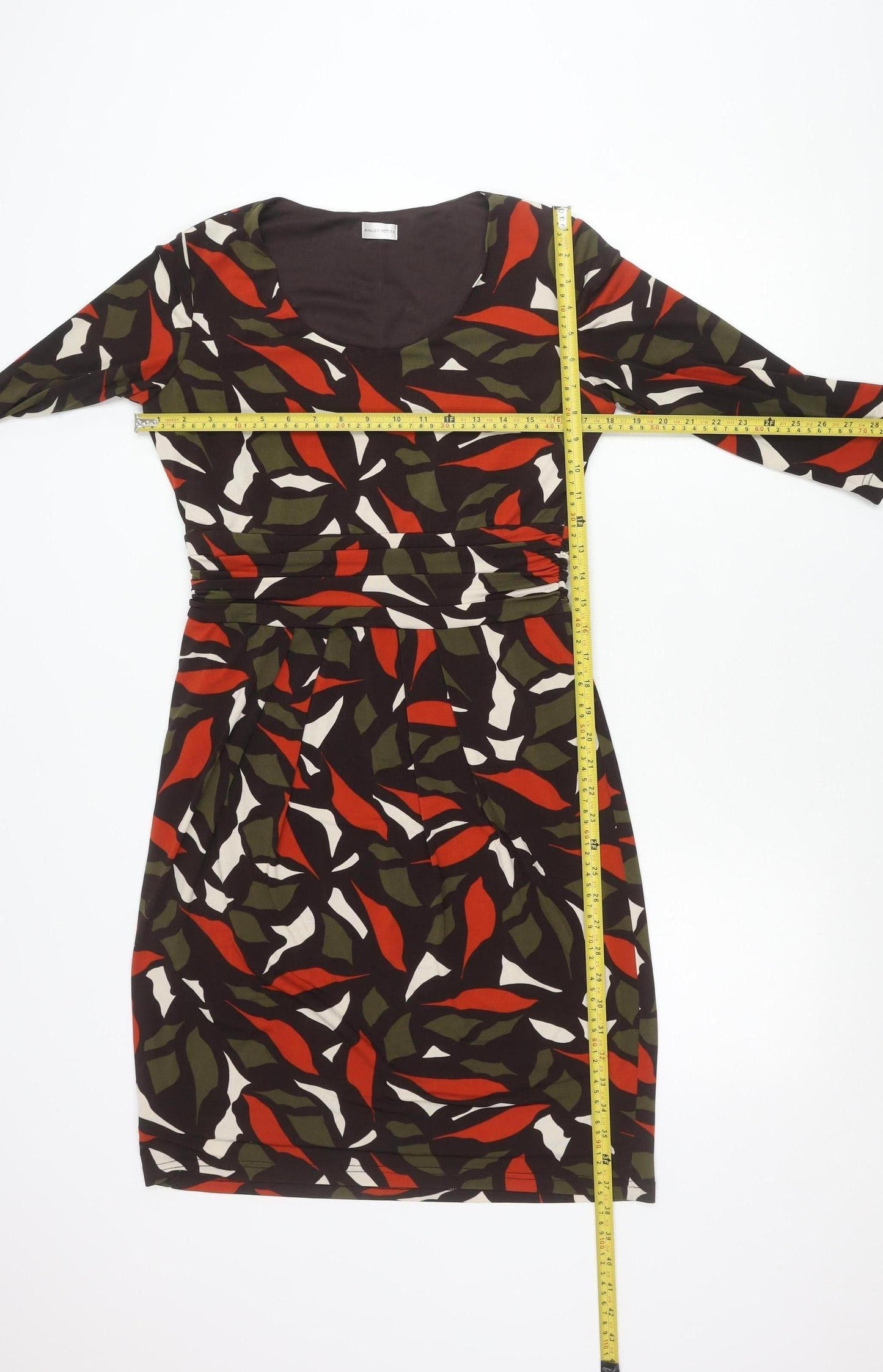 Minuet Petite Women’s Size 10 Black Red Green Ivory Sheath Dress