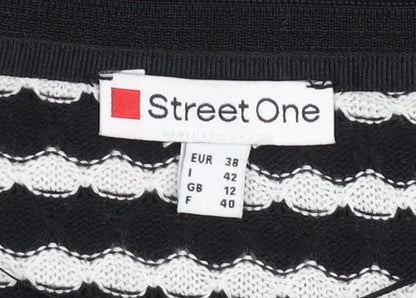 Street One Women’s Black White Striped Knit T-Shirt Size 12